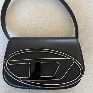 Diesel 1DR iconic shoulder bag in nappa leather